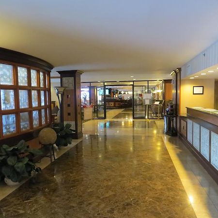 Gateway Hotel Dallas Park Central ภายนอก รูปภาพ