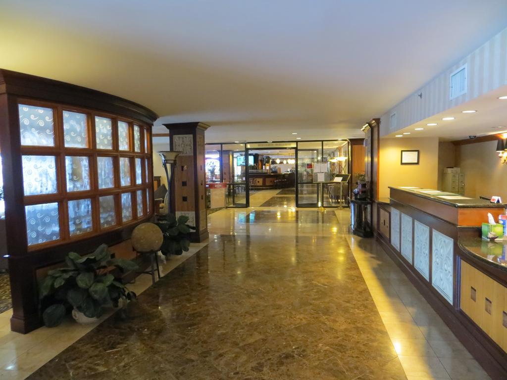 Gateway Hotel Dallas Park Central ภายนอก รูปภาพ