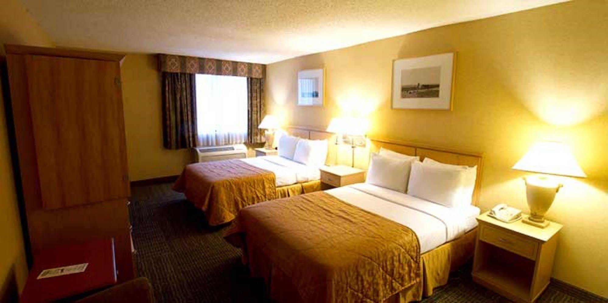 Gateway Hotel Dallas Park Central ภายนอก รูปภาพ