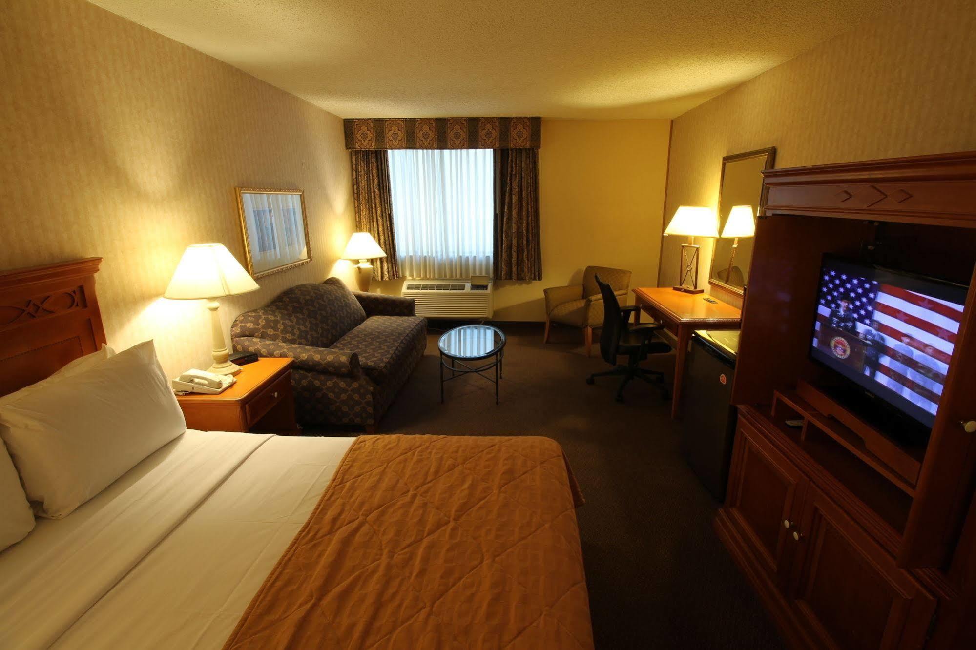 Gateway Hotel Dallas Park Central ภายนอก รูปภาพ