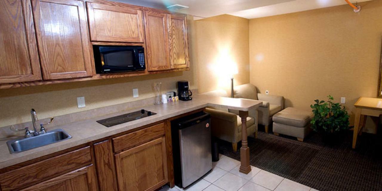 Gateway Hotel Dallas Park Central ภายนอก รูปภาพ